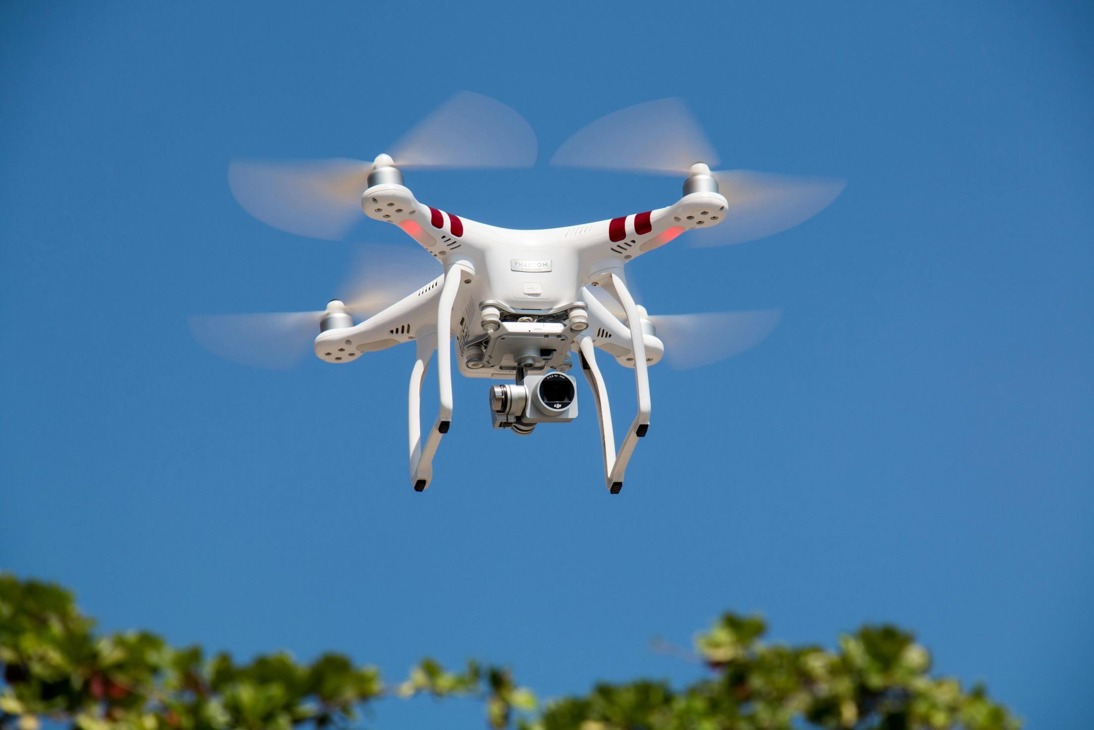 La guida definitiva per trovare il drone più piccolo con fotocamera