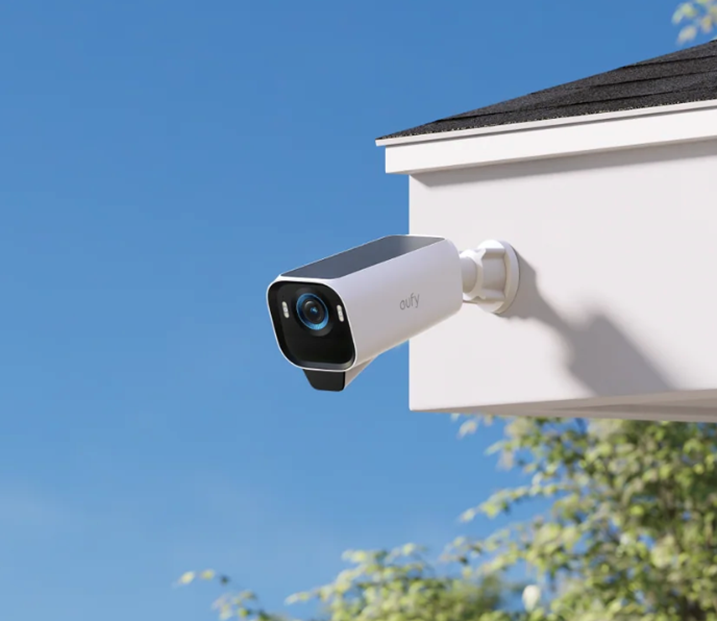 Was sind die Tipps zur Installation von kabellosen Kameras im Freien?